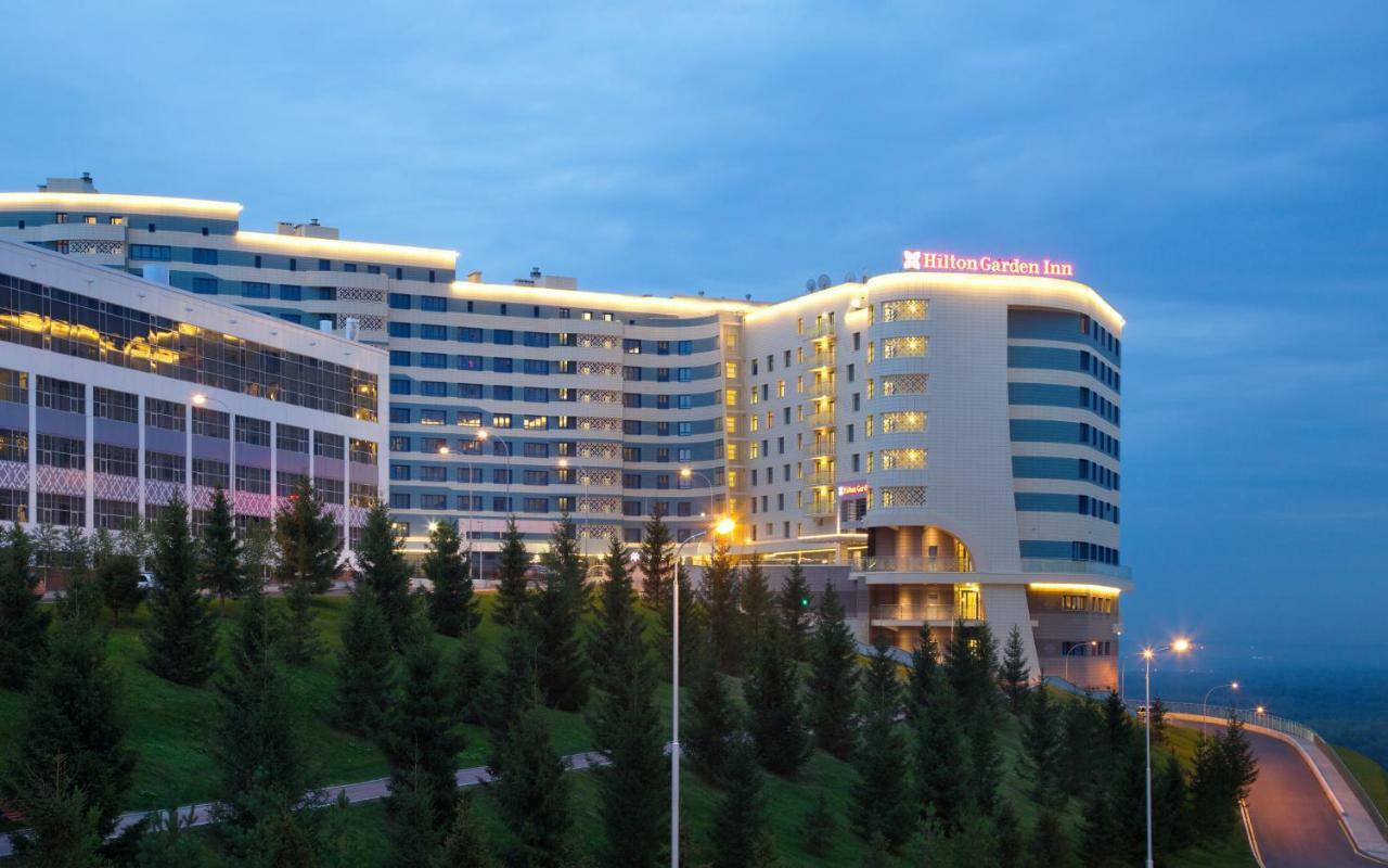 Hilton Garden Inn Ufa Riverside Екстериор снимка